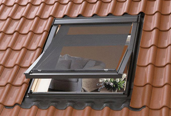 木制中懸窗_閣樓天窗